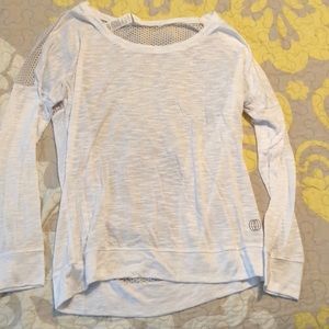 Cute lounge or active wear top!